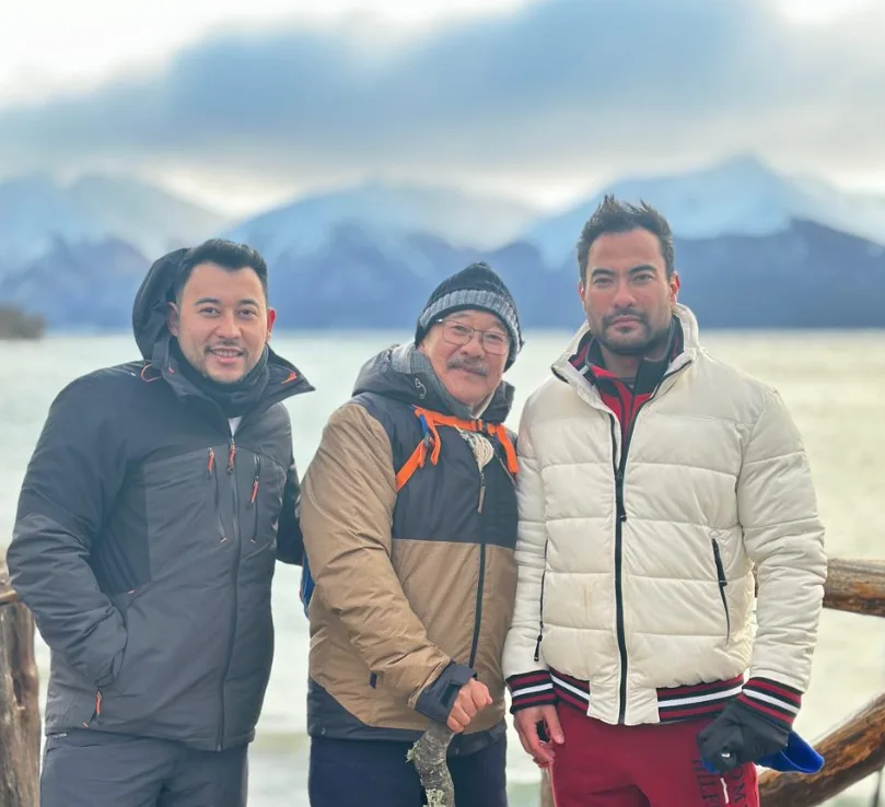 Carlos and Matsuo Furushima, co-founders of Furushima, alongside their father